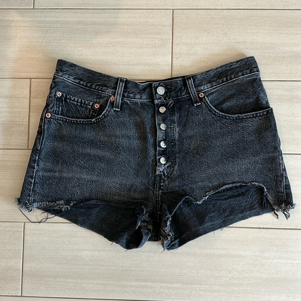 Levi’s 501 Black Jean Shorts W31